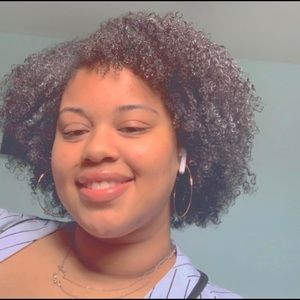 Meet your Posher, Kyla